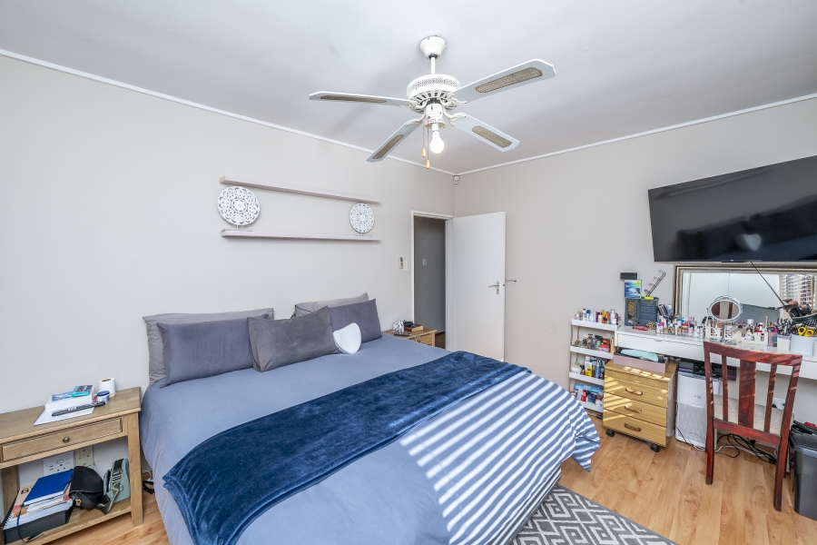 5 Bedroom Property for Sale in Kenridge Western Cape